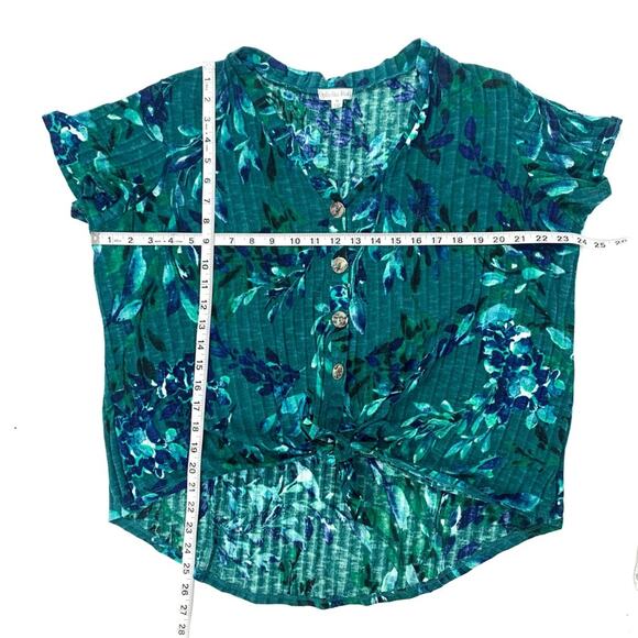 Ribbed Tie Front Button Down Blouse - Picture 6 of 11